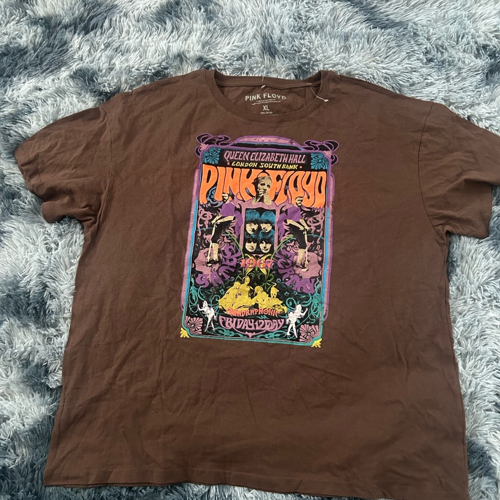 Pink Floyd Brown Concert Graphic Tee